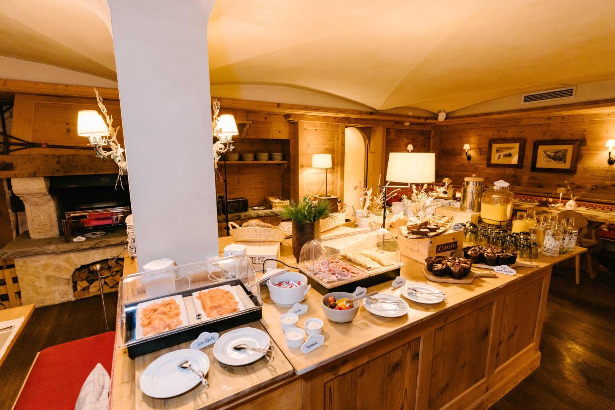 Seven Alpina Boutique Hotel Клостерс Экстерьер фото