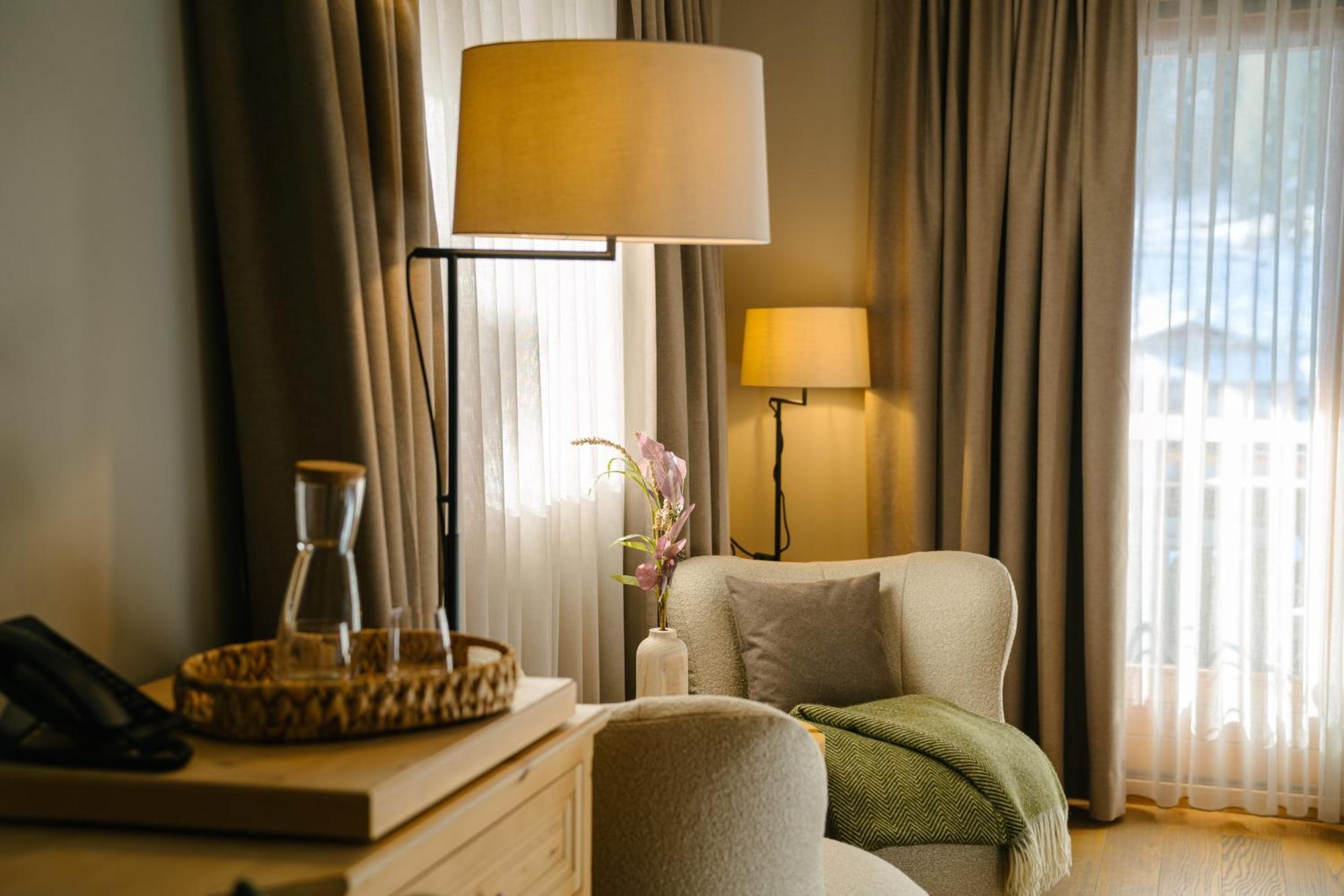 Seven Alpina Boutique Hotel Клостерс Экстерьер фото