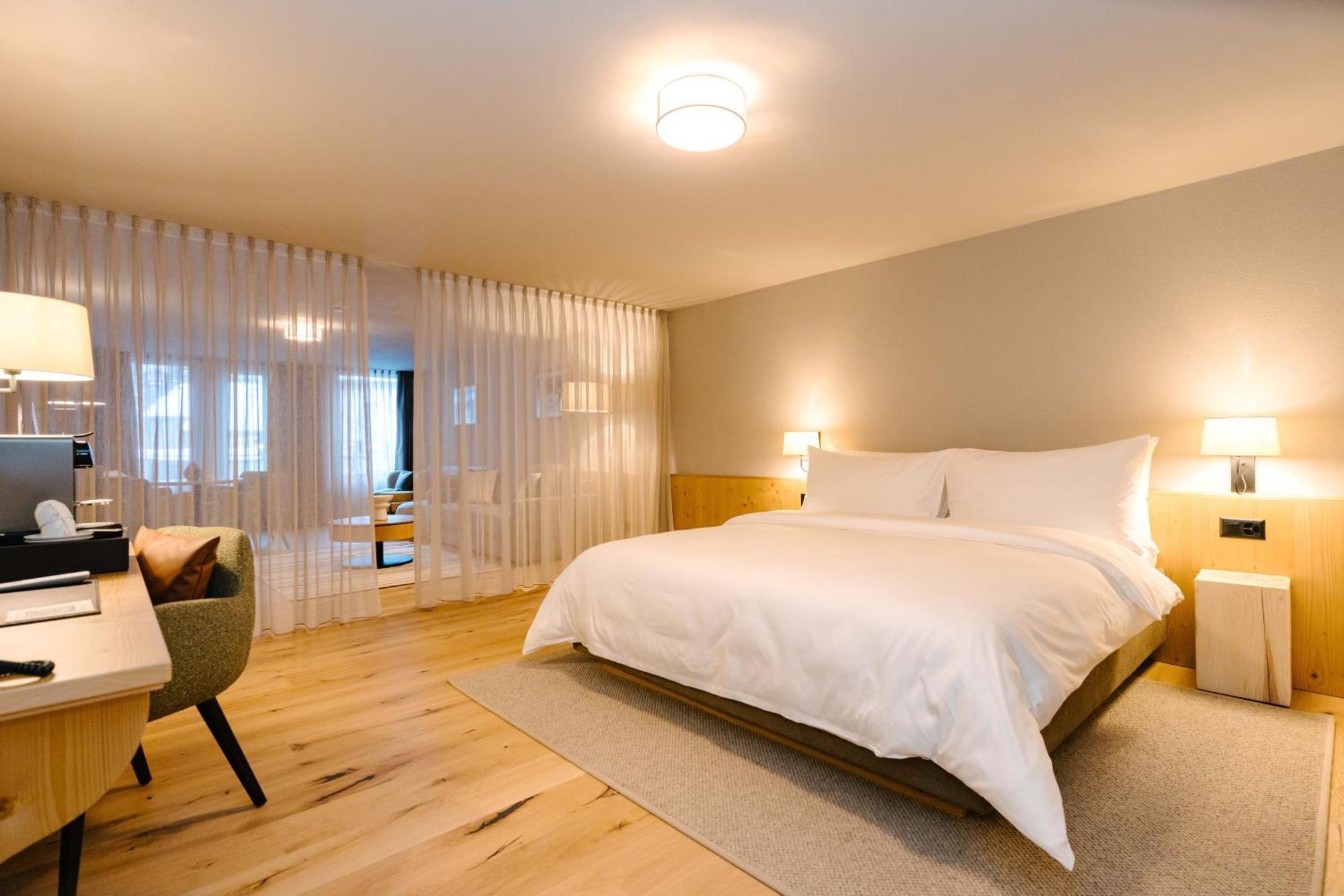 Seven Alpina Boutique Hotel Клостерс Номер фото